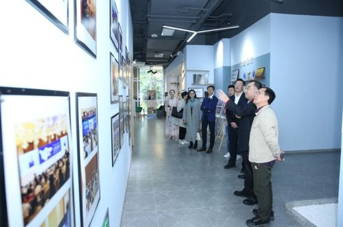 四川國(guó)際會(huì)展服務(wù)人才峰會(huì)暨第九屆翻譯演講風(fēng)尚大賽頒獎(jiǎng)禮在產(chǎn)業(yè)園舉行