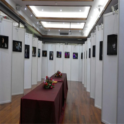 汕頭展板出租 標(biāo)準(zhǔn)展板租賃 掛畫(huà)展板搭建工廠